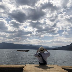 免费女同毛片在线观看
